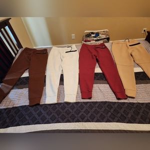 4 pairs of American eagle active joggers size small.